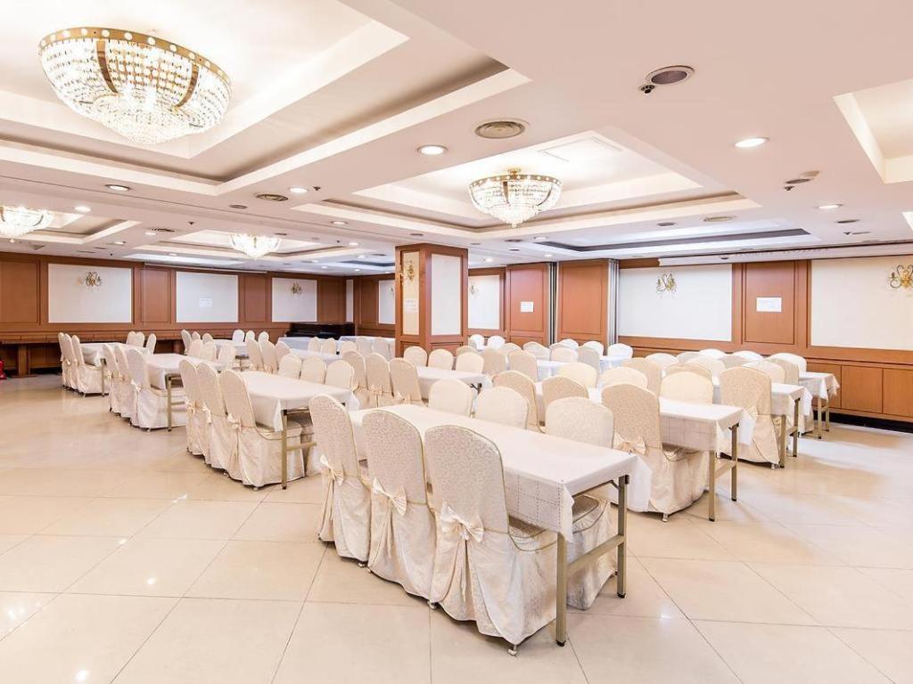 Korea Tourist Hotel Suwon Zewnętrze zdjęcie