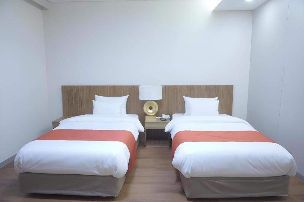 Korea Tourist Hotel Suwon Zewnętrze zdjęcie