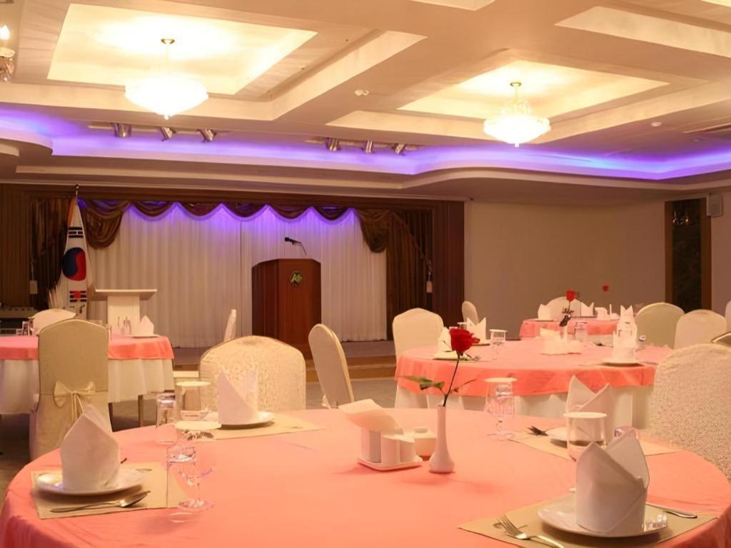 Korea Tourist Hotel Suwon Zewnętrze zdjęcie